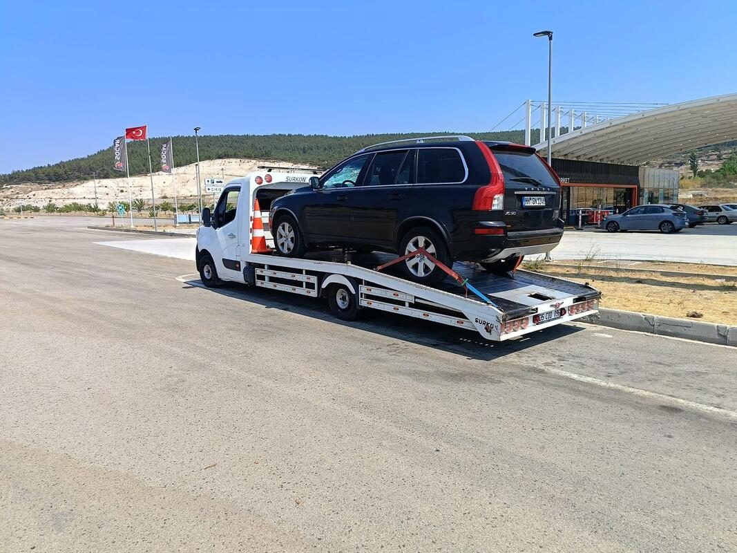 Narlıdere gece BMW taşıma